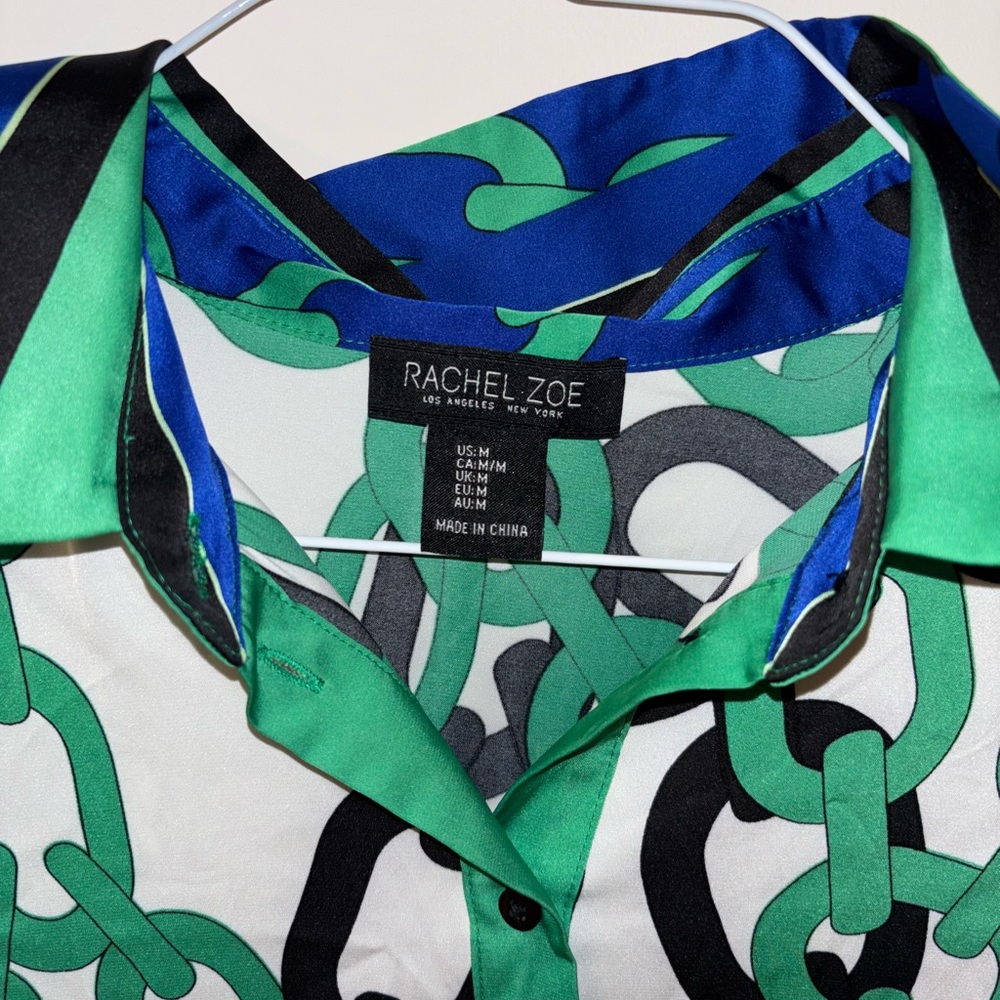 Pattern button down women’s top - image 3